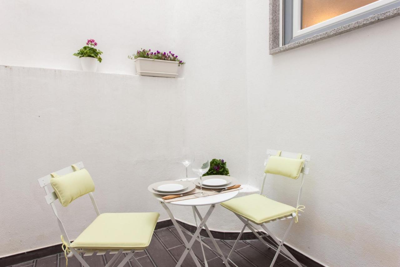 Feels Like Home S. Bento Luxus With Terrace 리스본 외부 사진